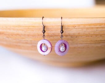 White pearl earrings, purple shell earrings, white seashell jewelery, mother of pearl shell earrings, ocean jewelery, beach jewelery