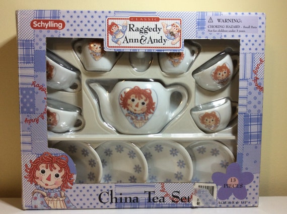 raggedy ann tea set basket