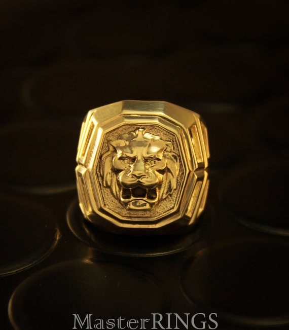 Lion gold signet ring Lion head ring Big signet ring Lion