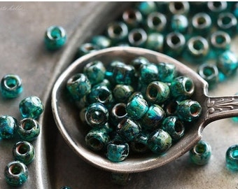 TEAL SEED BEAD No. 3 .. 100 Glossy Picasso Czech Glass Seed Beads Size 6 (4650-g)