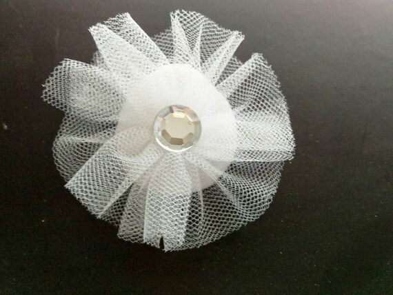 https://www.etsy.com/listing/251008803/hair-bow-glitzy-white-versatile-tulle
