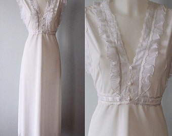 Vintage White Nightgown, White Nightgown, Romantic, Wedding, Biancheria, 1970s Nightgown, Vintage Lingerie
