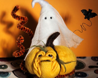 Needle Felted Halloween Pumpkin with Ghost
