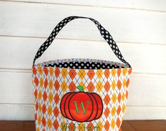 Personalized Halloween trick or treat bag, Monogrammed Halloween pumpkin Dimond pattern bag, kids Halloween bag
