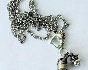 Peter Pan Kiss Stainless Steel Chain Necklace Thimble and Acorn (Peter Pan and Wendy)