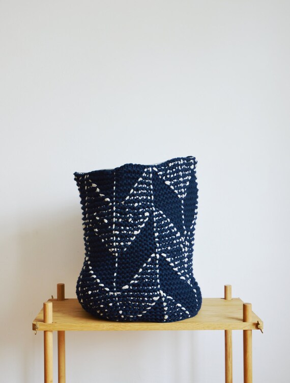 hand knitted storage bin project bag made of lambswool with