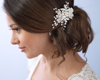 Pearl Hair Clip, Rhinestone Bridal Hair Clip, Floral Wedding Hair Clip, Bridal Hair Comb, Hair Clip for Wedding, Bridal Headpiece ~TC-2283
