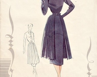 Vintage 50s French Shirtwaist Dress Sewing Pattern Size 12 - 14 Slim Skirt with Pleated Skirt Apron Le Patron de Paris 724 Factory Folds
