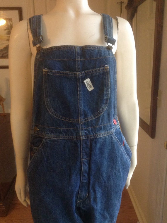 Guess Bib Overalls Size 4 / Blue Jean Overalls Guess