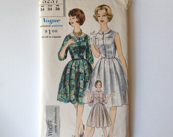 Vintage 1961 Vogue Pattern 5237 - One Piece Dress - Size 14