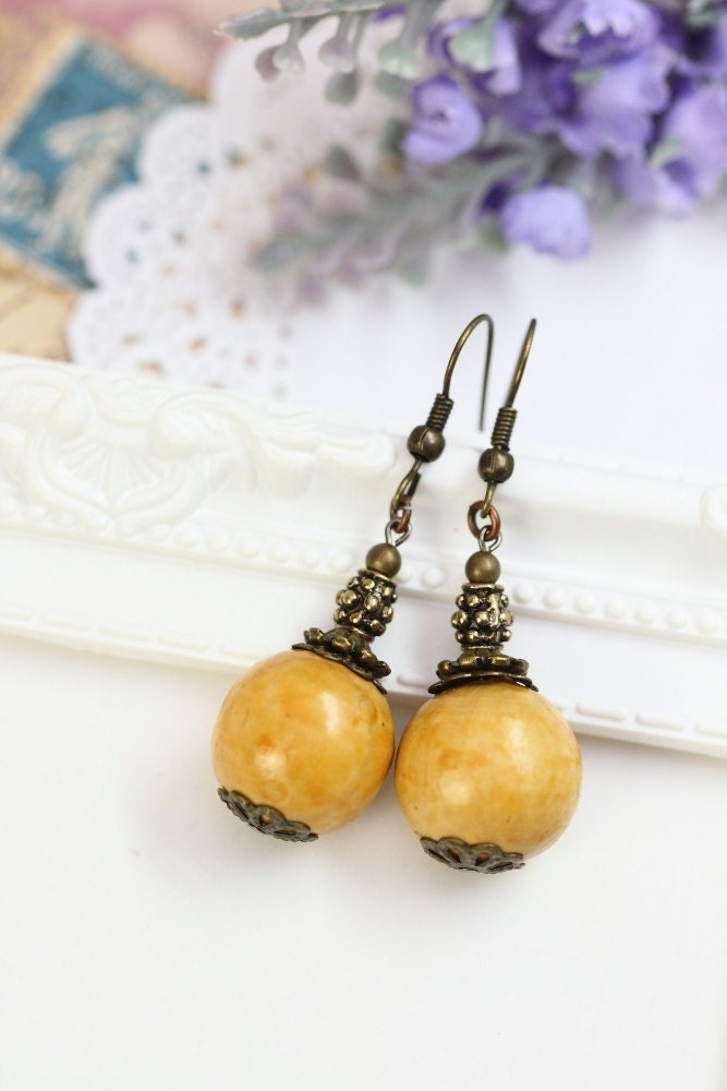 round wooden earrings
