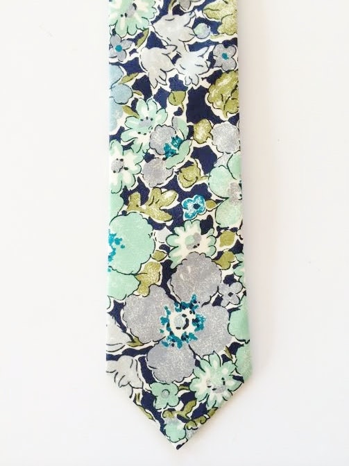 Blue floral tie | Wedding ties, Floral necktie, Floral tie