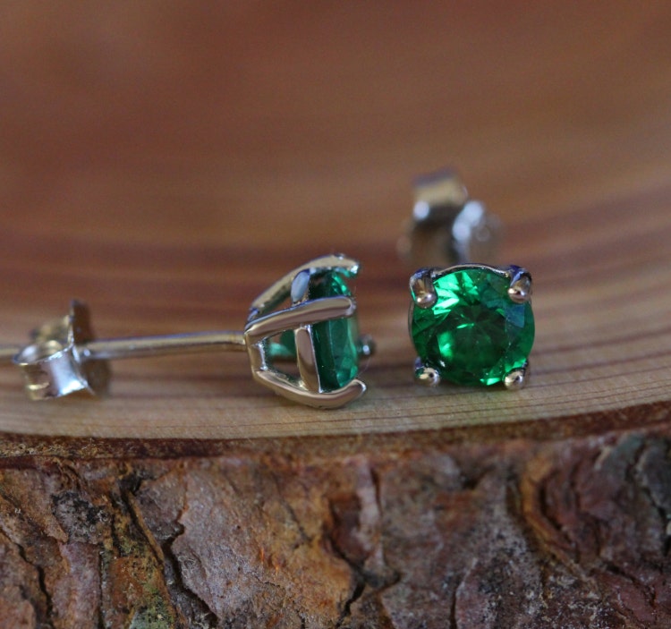 Genuine emerald stud earrings in solid sterling by TheAladdinsCave