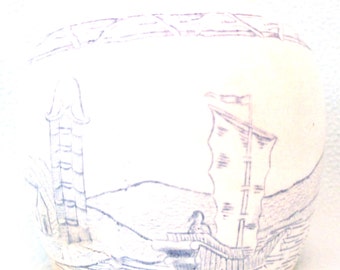 Antique Victorian Chinese Blue and White Ginger Jar Vase, Lovely Stylish Piece, Great Design, Chinoiserie, Oriental Jar, Lovely Size, Old
