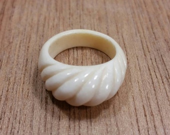 Bone ring | Etsy