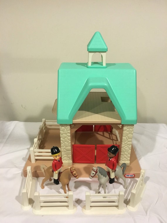 Little Tikes Horse Stable Equestrian Barn Dollhouse Excellent