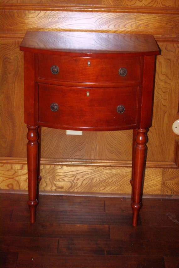 Vintage Bombay Company High Leg Federal 2 Drawer Table Lamp