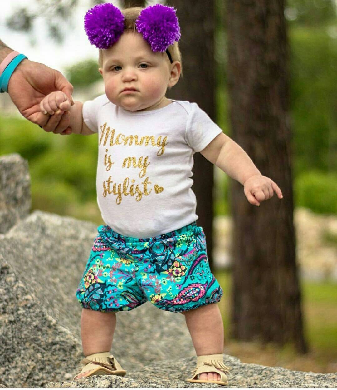 Gold Glitter Vinyl Onesie Mommy Is My Stylist Bodysuit Baby