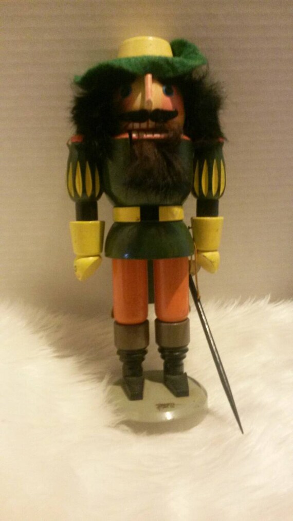 History of German Nutcrackers & Where to Buy a Nutcracker!