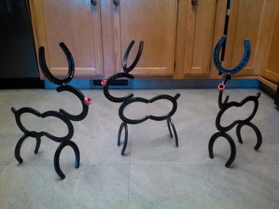 Items similar to Horse shoe reindeer on Etsy