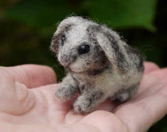 needle felted bunny, needle felted animal, miniature bunny, miniature felted animal, dollhouse animal, tiny felted animal, miniature pet