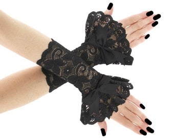 Black lace fingerless gloves, wrist warmers gothic burlesque vintage bohemian womens evening gloves victorian goth lace glove lolita 0185A1