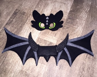 Toothless Black Dragon Wings & Mask Set (Dress Up, Cosplay, Costume)