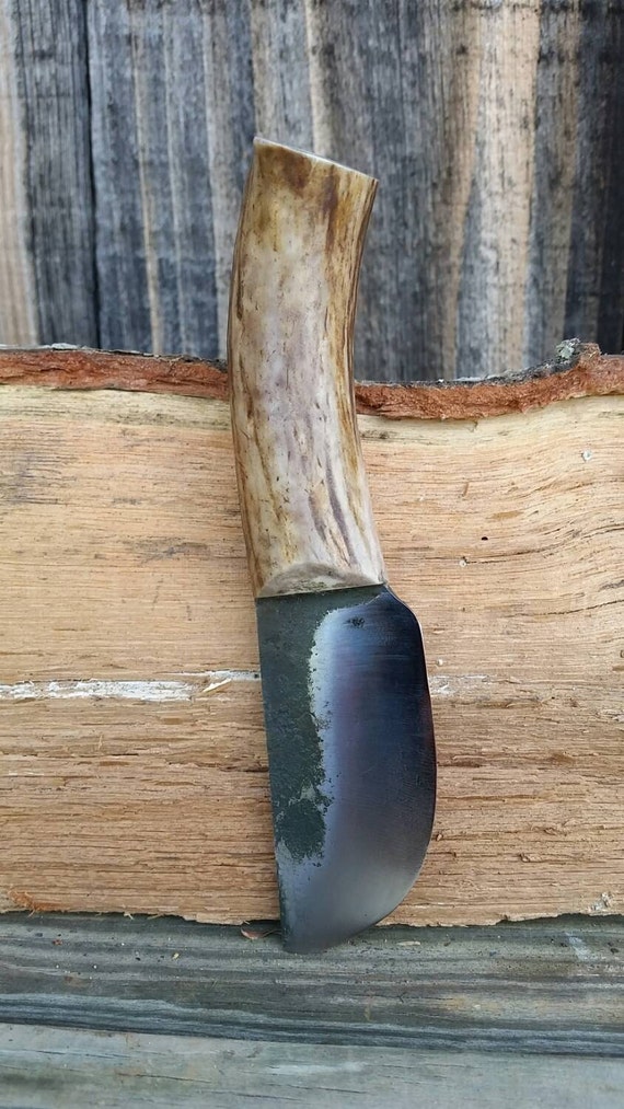 Hand skinning / hunting knife by on Etsy