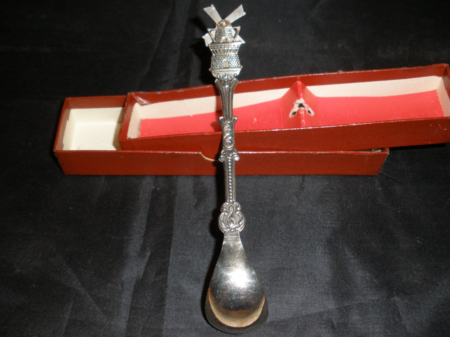 Holland Collectors Spoon Windmill Vintage 1950's Moveable