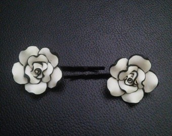 Black & white flower bobby pins-flower bobby pins-bobby pins