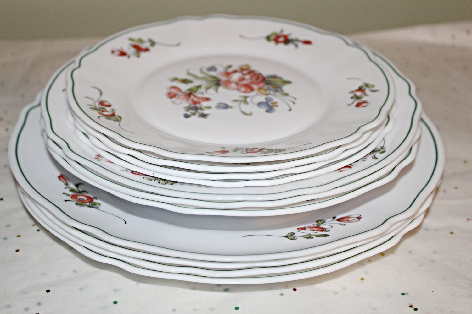 Arcopal France 11 Piece Dinnerware Set Provincial Flower