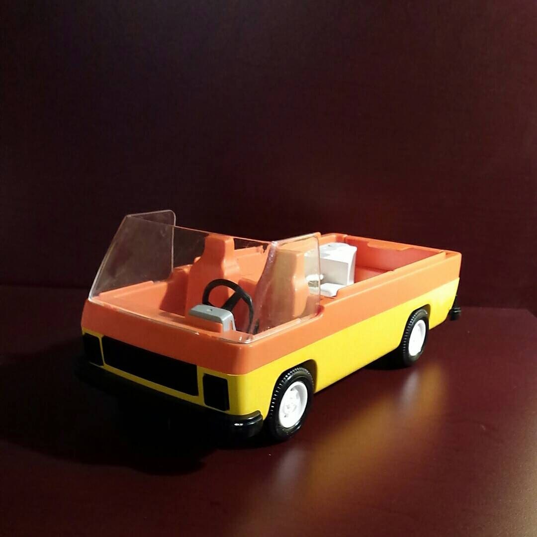 playmobil adventure van