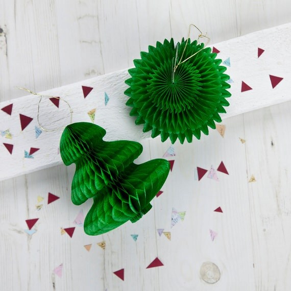 Christmas Tree Bauble Decoration Red by EllieEllieltd