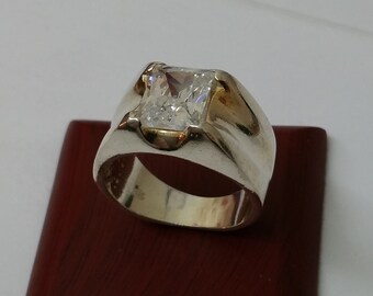925 Silver ring with clear Crystal stone SR367
