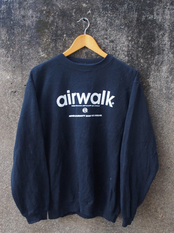 Vintage 90's AIRWALK Skate Streetwear Pullover Crewneck