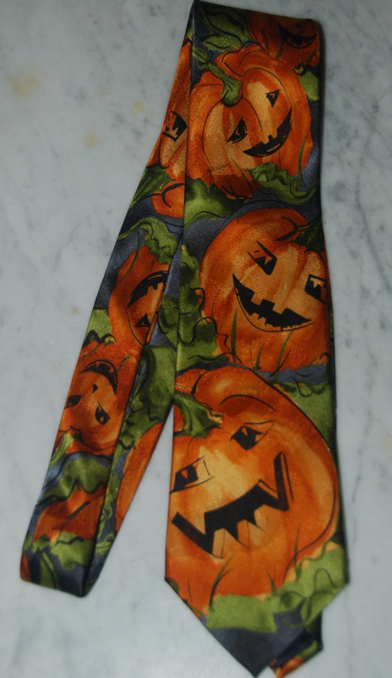 SALE SALE: Jerry Garcia Halloween Tie Jack O Lanterns
