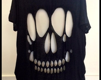 cut out skull shirt