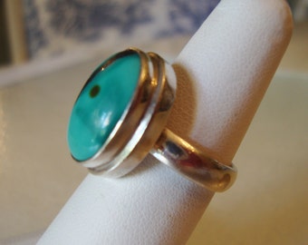Sterling Silver and Turquoise Stone Ladies Ring, Size 6.5.