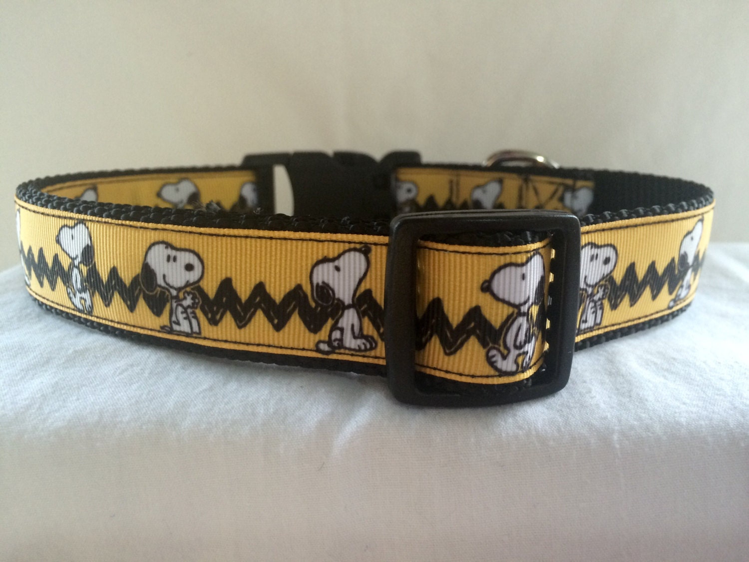 Snoopy Peanuts adjustable nylon dog collar