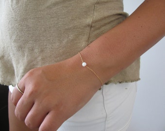 Opal bracelet, opal ball bracelet, opal gold bracelet, opal jewelry, tiny bracelet, opal bead bracelet, white opal bracelet, do
