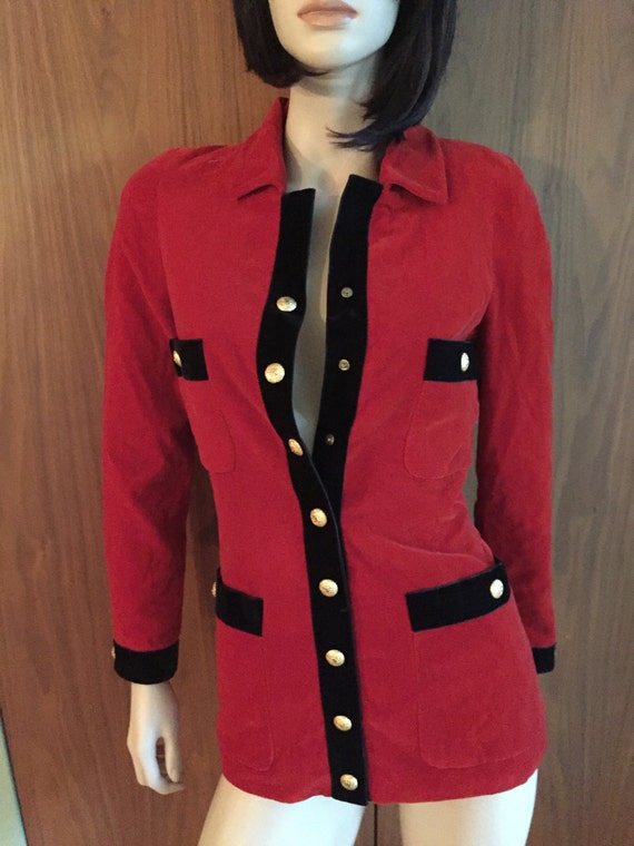 Chanel blazer, velvet, red and black, gold buttons, size 38 / 4