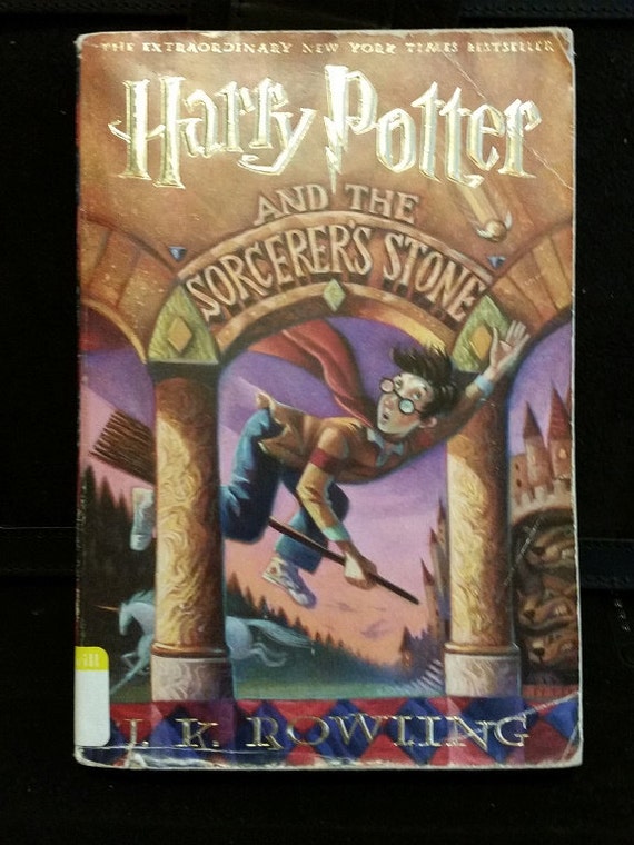 Harry Potter and the Sorcerers Stone Paperback by J.K.