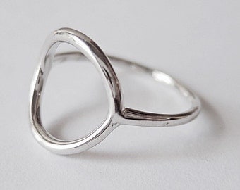 open circle ring, open circle ring, silver circle ring, minimalist ring, geometric ring, eternity ring, minimalist jewelry, modern ring