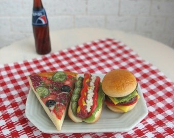 Barbie dollhouse miniature food, Сheeseburger, Hot-dog & Pizza set for Barbie doll, doll food 1:6 scale