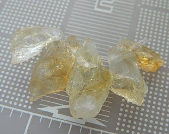 Graduated Free-form Citrine Dagger Pendants - Yellow Citrine Quartz 5 Graduated Pendants
