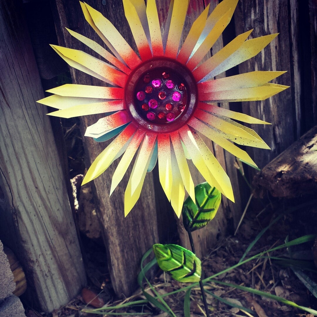 Metal Garden Decor Flower Garden Stakes Metal Yard