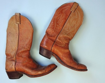 Vintage JUSTIN Boots • Classic Distressed Cowboy Light Brown Leather Tan Western Cowgirl 1970s 1980s Boots • Size 7.5 D Men Fits 8.5 9 Women