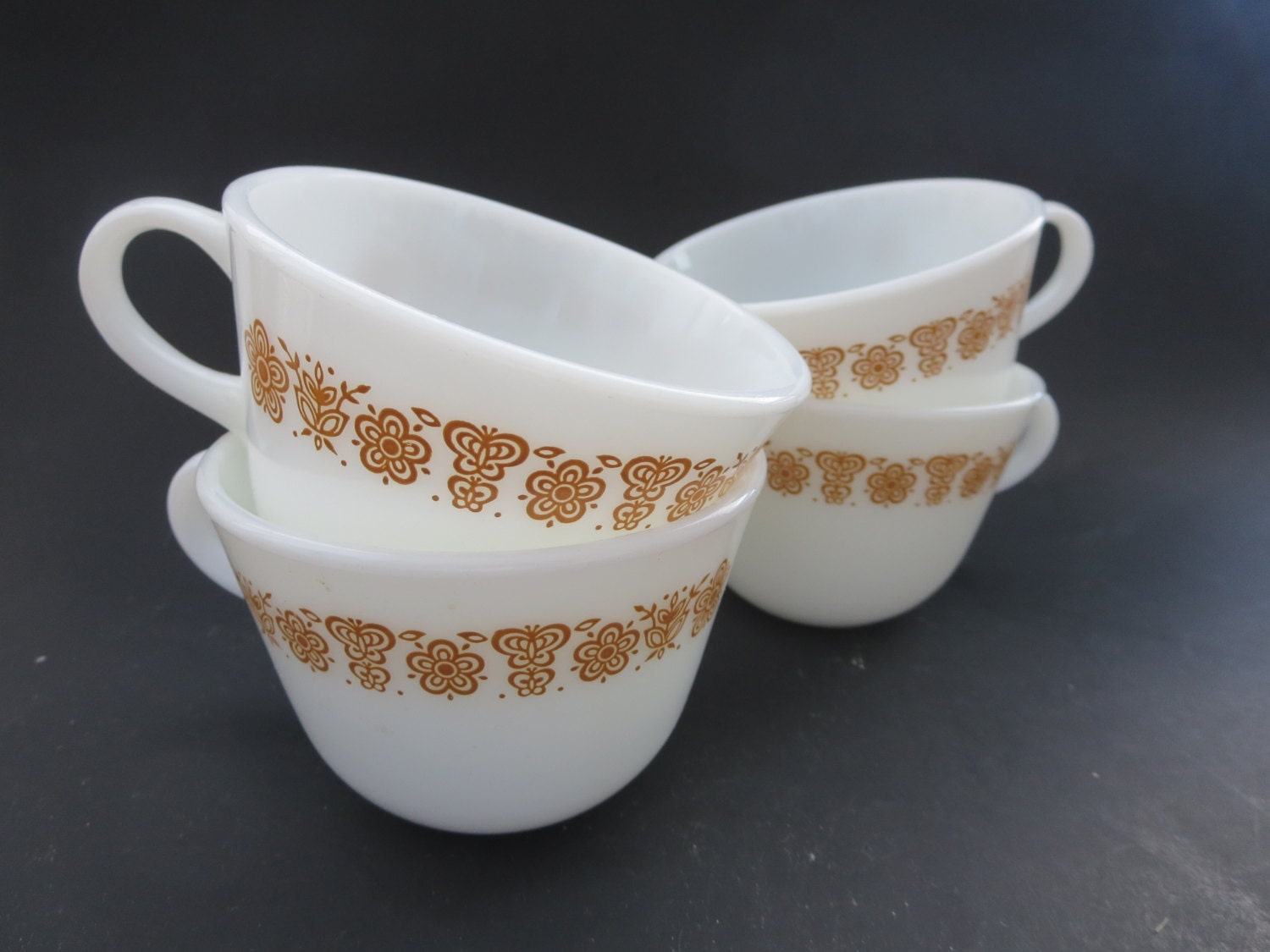 Corning Coffee cups Set of Four Pyrex Tea Coffee Cups by Klassic