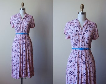 1940s Dress - Vintage 40s Dress - Pink Navy Blue Rayon Abstract Flower Burst Print Day Dress S M - Daisy Bloom Dress