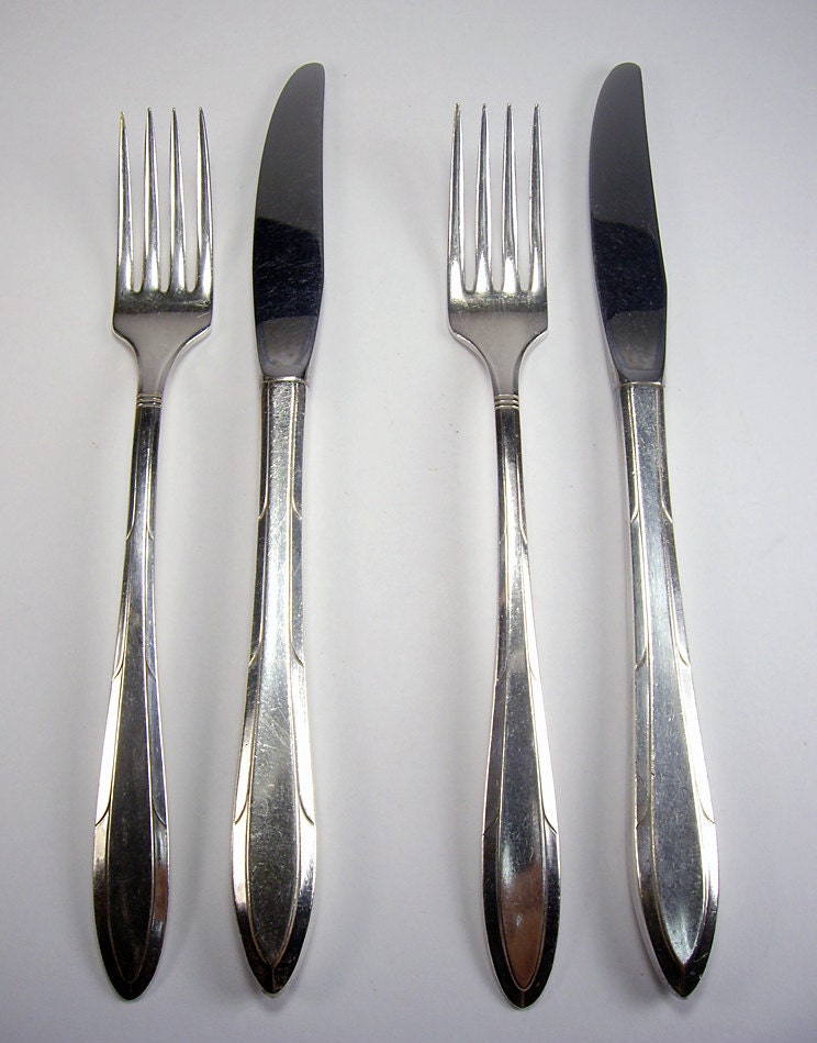 1937 Nobility Plate Dinner Fork and Grill Knife Set Reverie